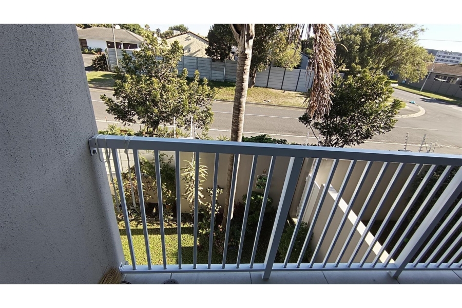 2 Bedroom Property for Sale in Flamingo Vlei Western Cape